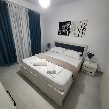 Daire Skyline Albania